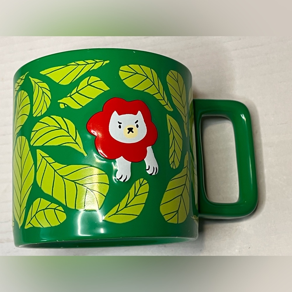 NWObox Starbucks Lion MonYee Chau Asian Artist Collaboration 14oz Mug Green Blue
